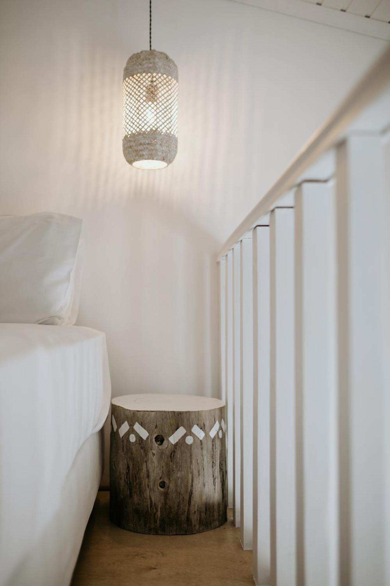 Yi & Thalassa Living By Khi Китнос Екстериор снимка