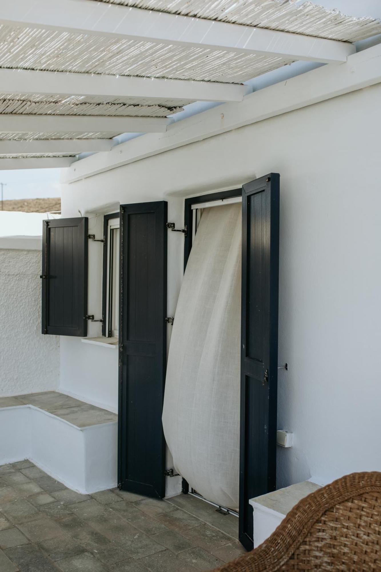 Yi & Thalassa Living By Khi Китнос Екстериор снимка